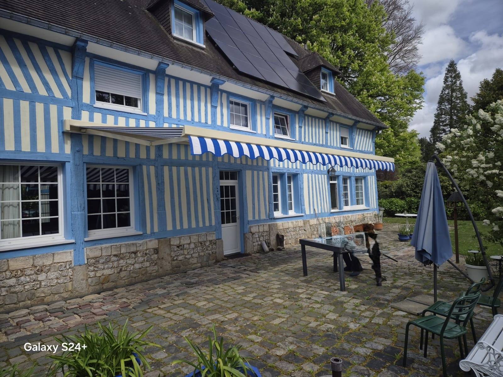 Installateur de store banne et store enroulable Pavilly