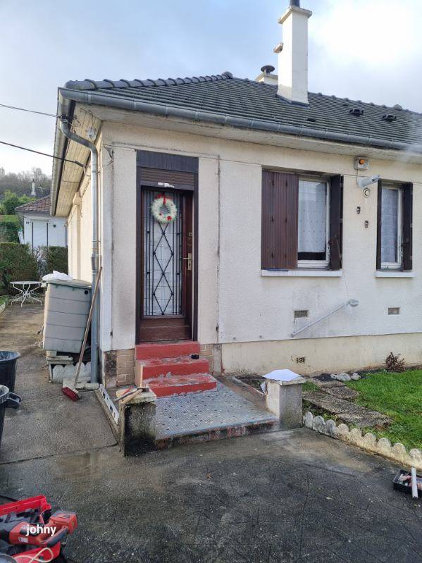 Un sas d’entrée personnalisé et sur mesure en aluminium 7016 avec fixes latéraux rouen certifié QUALIBAT RGE