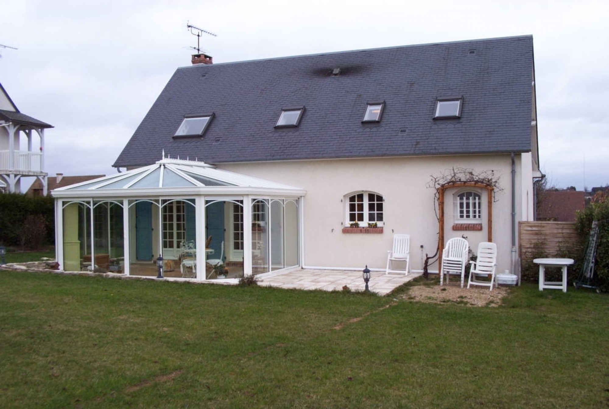 où trouver un fabricant installateur de véranda près de Val de Reuil 27100