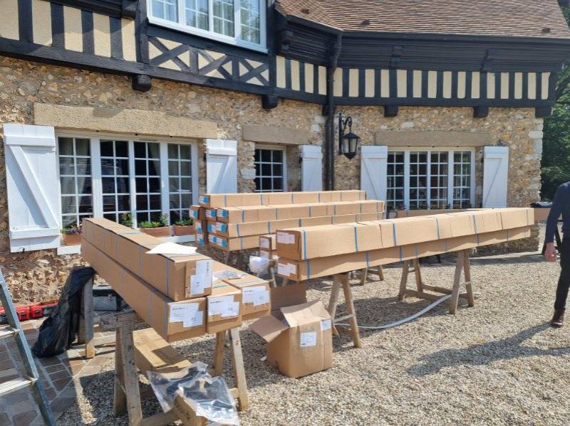 Une pergola personnalisée, polyvalente, connectée, innovante et résistante aux éléments 4 saisons